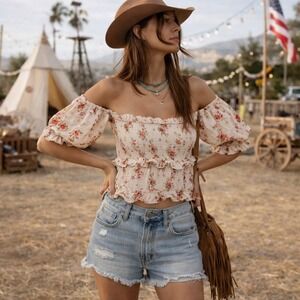 V. Chapman Festival Coachella Smocked Crop‎ Top Dainty Floral Puff Sleeve Sz 4
